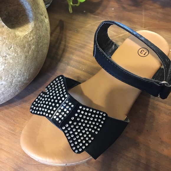 Girls size 13 black sparkle sandals - Picture 4 of 7